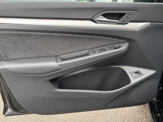 Bild eines VW Golf Rabbit eHybrid DSG 150 kW