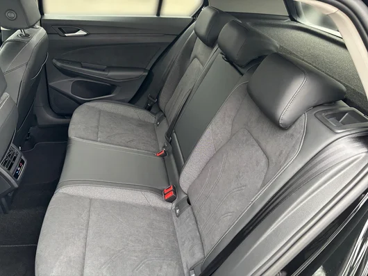 Bild eines VW Golf Rabbit eHybrid DSG 150 kW