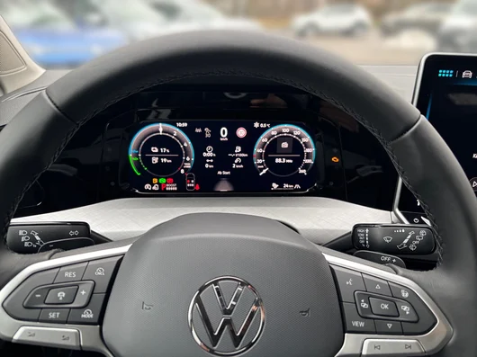 Bild eines VW Golf Rabbit eHybrid DSG 150 kW
