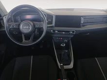 Audi A1 Sportback 25 TFSI intense in Firmamentblau Metallic