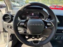Škoda Fabia Essence TSI in Alaska-Weiß