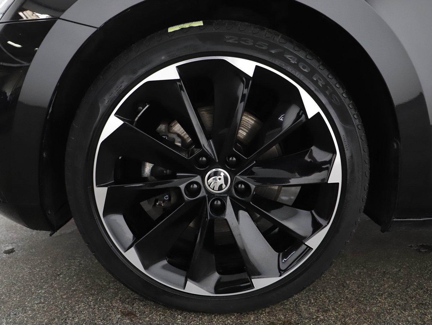 Škoda SUPERB Combi iV SPORTLINE DSG | Bild 3 von 25