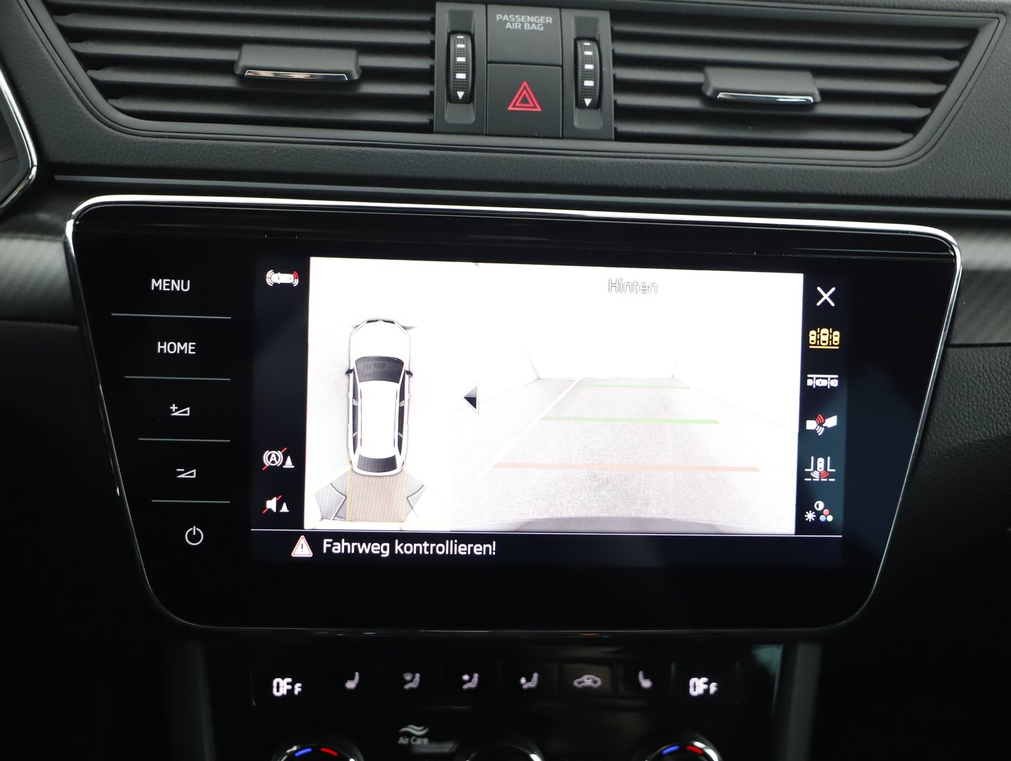 Škoda SUPERB Combi iV SPORTLINE DSG | Bild 16 von 25