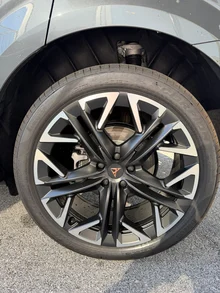 CUPRA Terramar e-HYBRID 204 PS DSG in Tambora-Grau Metallic