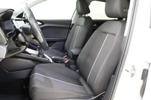 Audi A1 Sportback 25 TFSI intense in Gletscherweiss Metallic