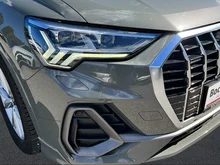 Audi Q3 40 TDI quattro S line exterieur in Chronosgrau Metallic