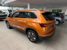 Škoda Karoq Selection TSI in Phoenix-Orange Metallic
