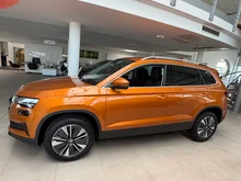 Škoda Karoq Selection TSI in Phoenix-Orange Metallic