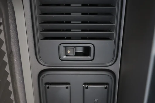 Bild eines VW California Beach Camper eHyb. 180 kW 4M