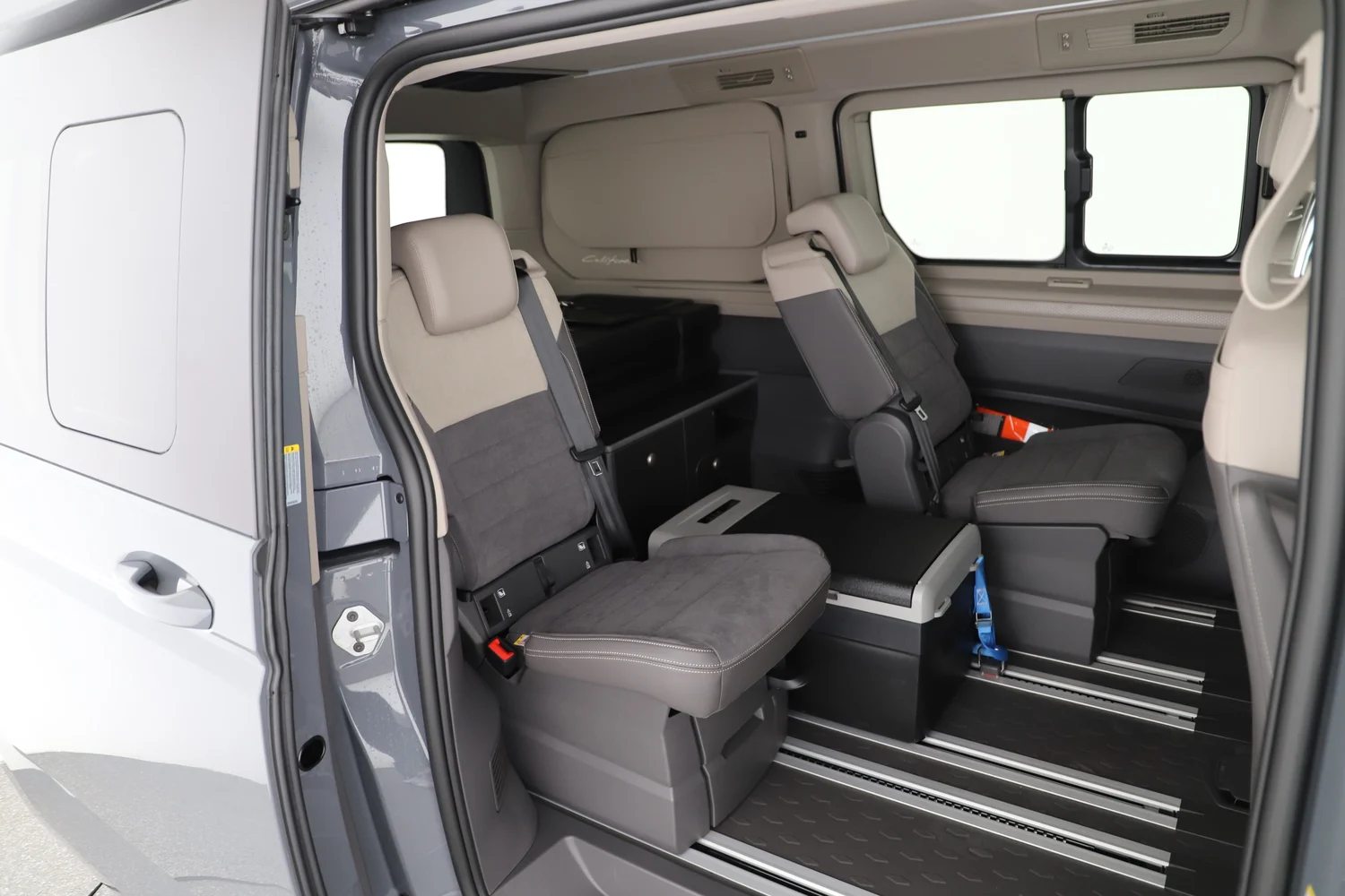 Bild eines VW California Beach Camper eHyb. 180 kW 4M