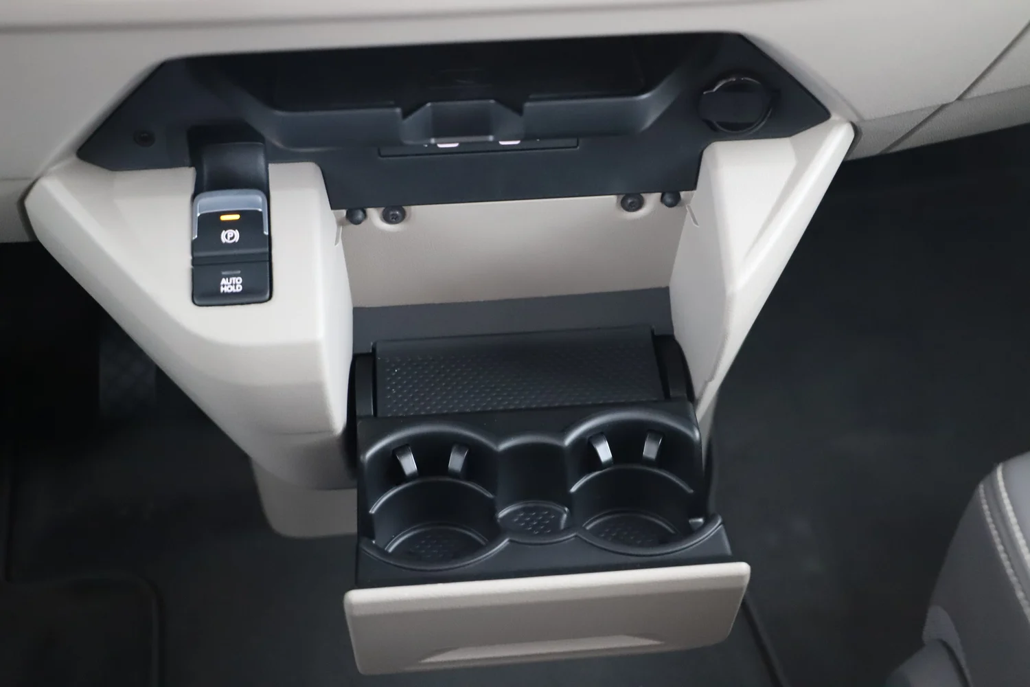 Bild eines VW California Beach Camper eHyb. 180 kW 4M