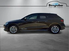 Audi A3 Sportback 30 TFSI in Brillantschwarz