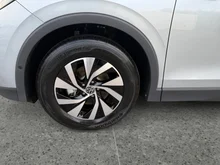 VW Tiguan Friends eTSI DSG in Oyster Silver Metallic