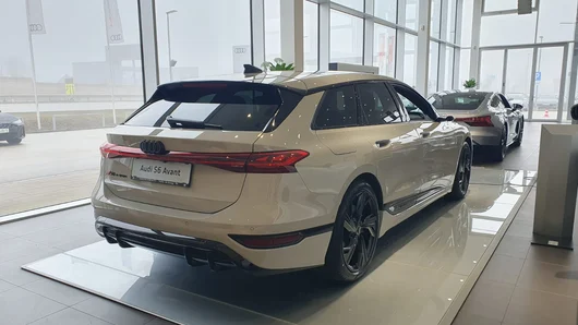 Bild eines Audi S6 Avant e-tron