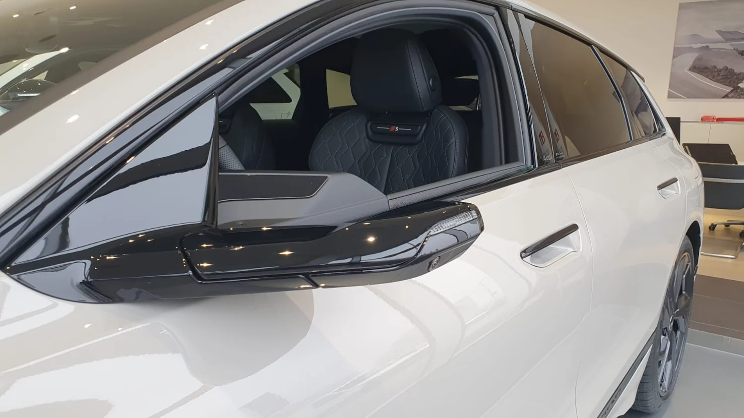 Bild eines Audi S6 Avant e-tron