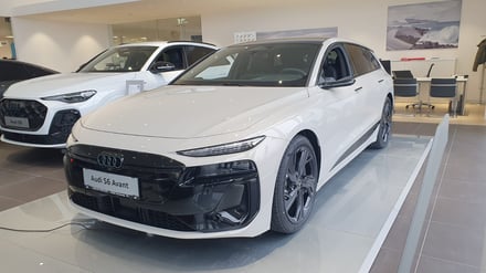 Audi S6 Avant e-tron
