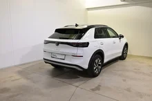 VW T-Roc Life eTSI DSG in Pure White Dach Black Uni