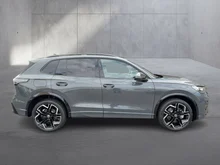 VW Tiguan Sport eHybrid DSG 150 kW in Delfingrau Metallic