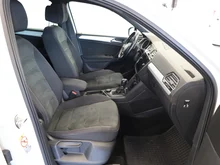 VW Tiguan Sky TDI SCR 4MOTION DSG in Pure White