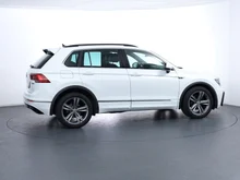 VW Tiguan Sky TDI SCR 4MOTION DSG in Pure White