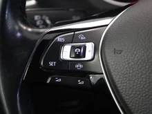 VW Tiguan Sky TDI SCR 4MOTION DSG in Pure White
