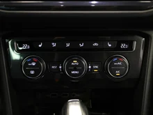 VW Tiguan Sky TDI SCR 4MOTION DSG in Pure White