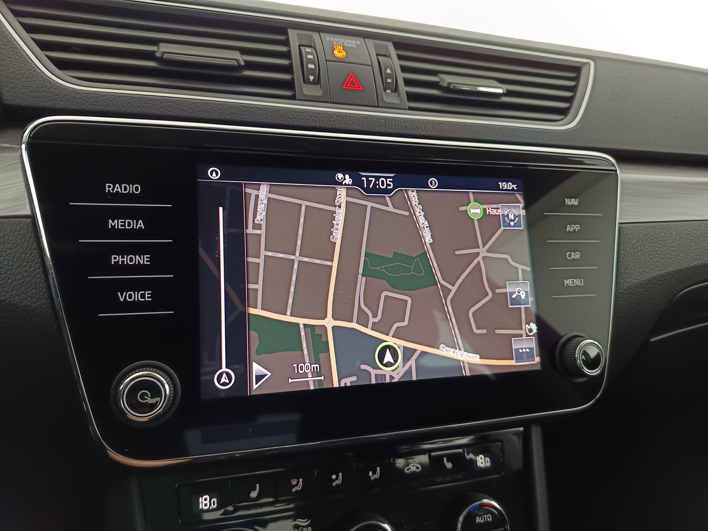 Škoda Superb Style TDI DSG | Bild 22 von 34