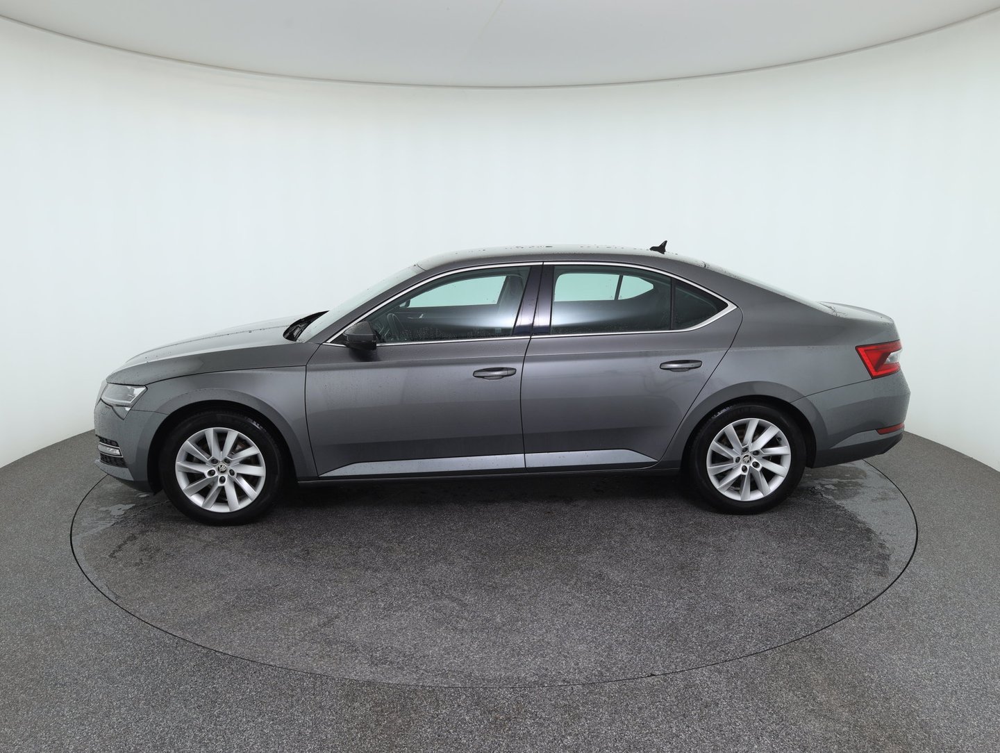 Škoda Superb Style TDI DSG | Bild 8 von 34