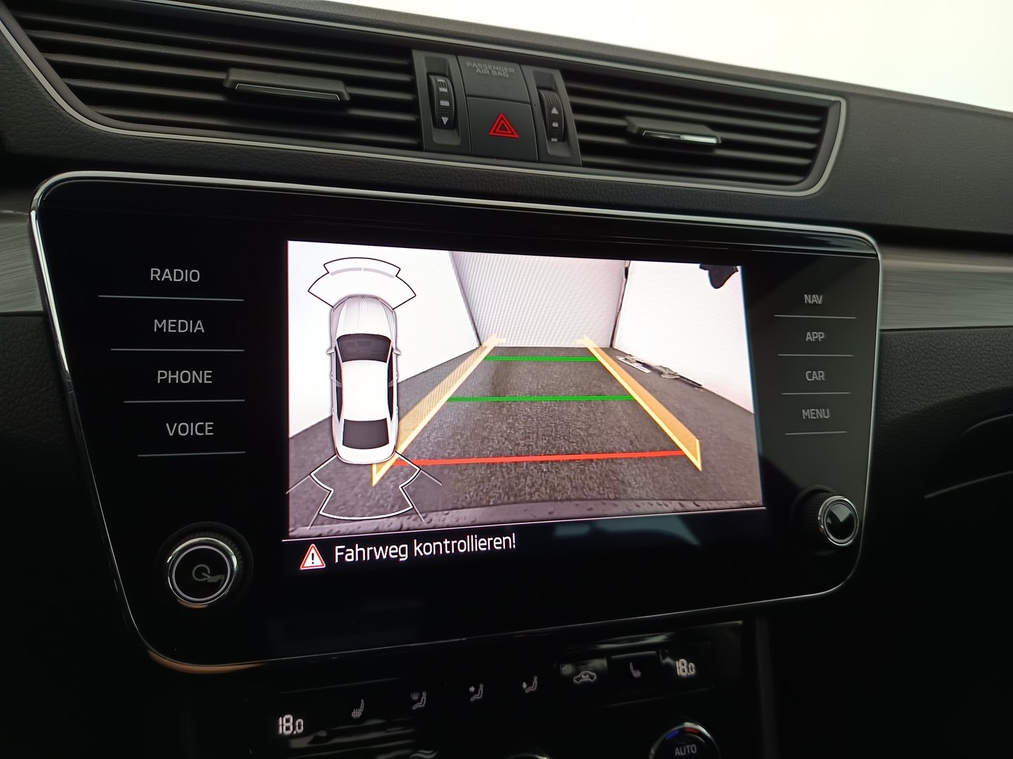 Škoda Superb Style TDI DSG | Bild 27 von 34