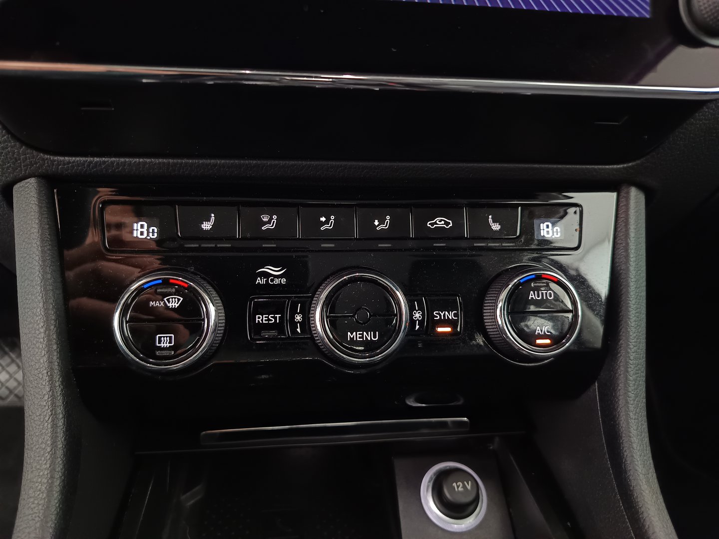 Škoda Superb Style TDI DSG | Bild 28 von 34