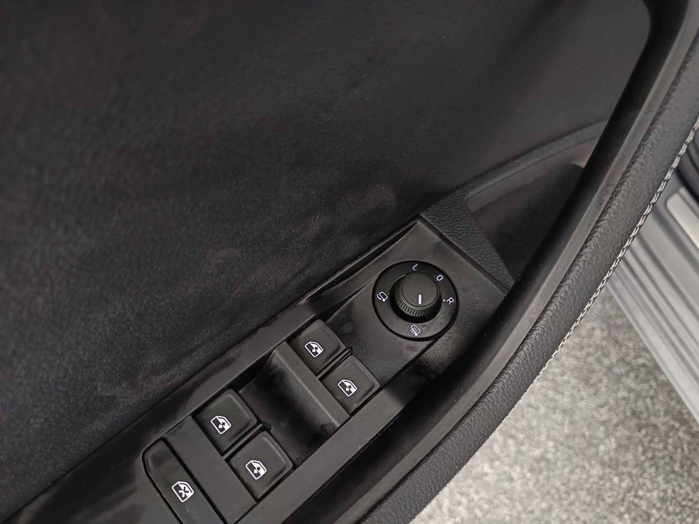 Škoda Superb Style TDI DSG | Bild 11 von 34