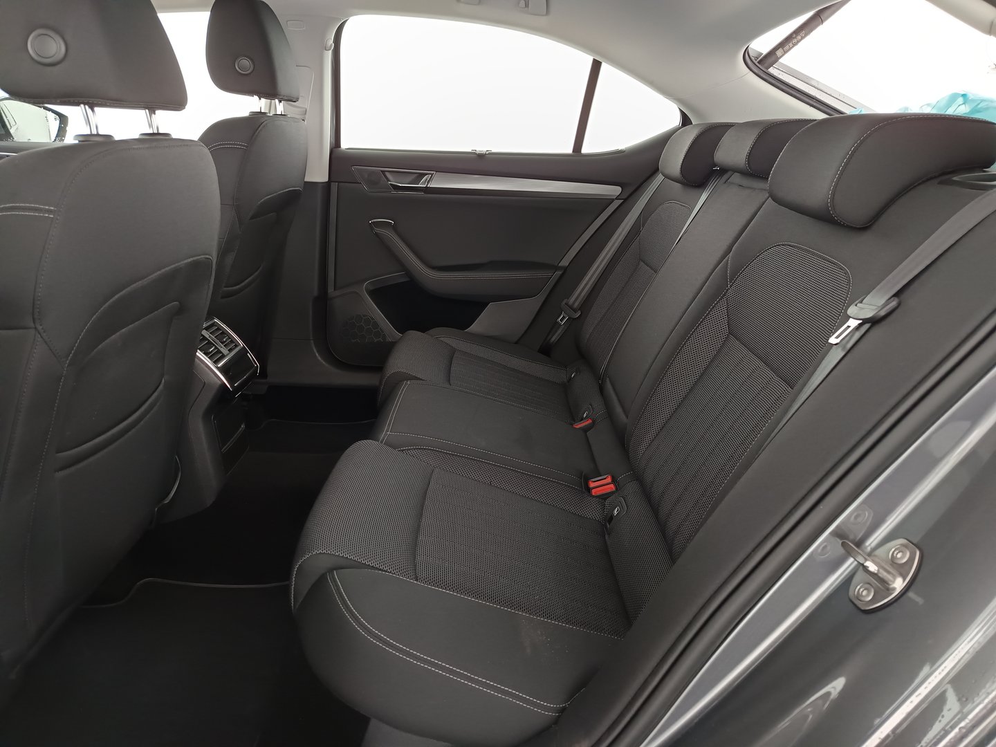 Škoda Superb Style TDI DSG | Bild 30 von 34