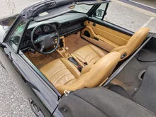 Porsche 911 Carrera Cabrio (993) in schwarz - normal