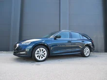 Škoda Octavia Combi 4x4 Style TDI DSG in Lava-Blau Metallic