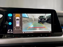 VW Golf Variant Life TDI in Deep Black Perleffekt