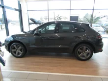 Thumbnail-Foto von Fahrzeug