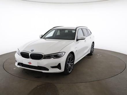 BMW 330e PHEV xDrive Touring Aut.