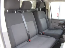 VW Kastenwagen Transporter Kastenwagen TDI in Candyweiß