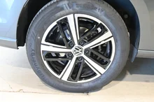VW Caddy Style TDI 4MOTION in Indiumgrau Metallic