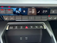 Audi A3 Sportback 30 TFSI in Brillantschwarz