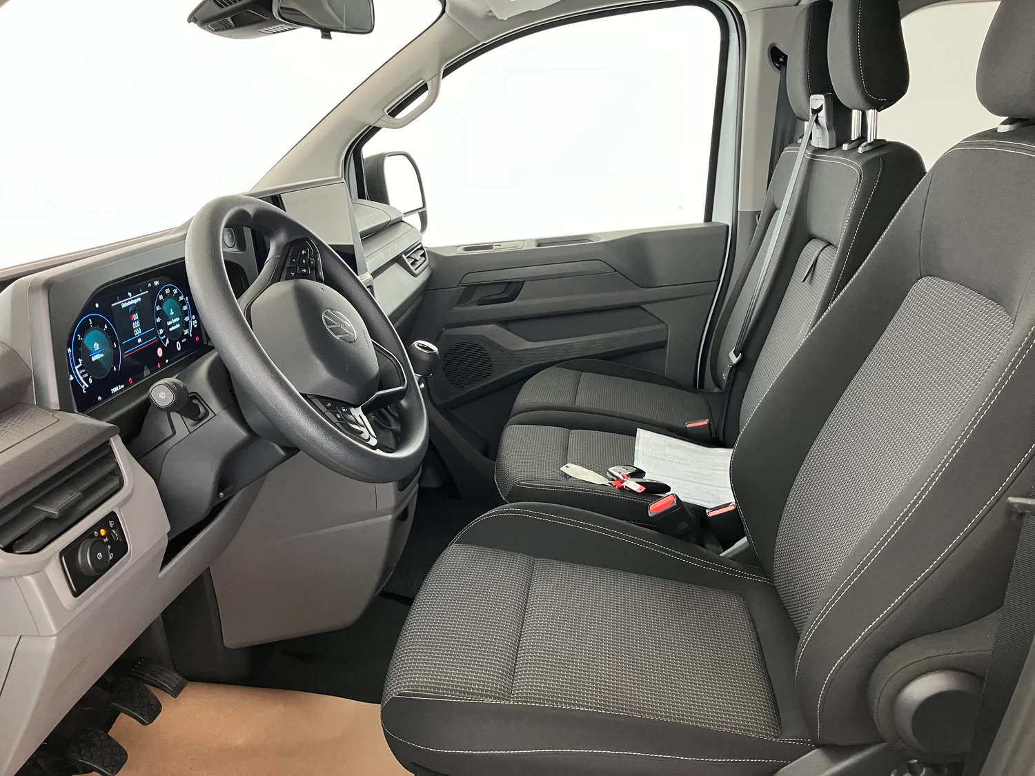 Bild eines VW Transporter Kombi LR TDI