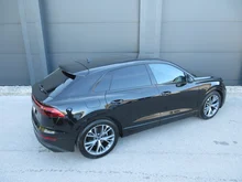 Audi Q8 e-hybrid quattro 290 kW in 0E Mythosschwarz Metallic