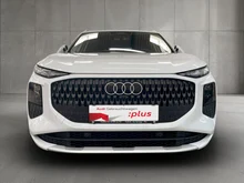 Audi Q3 TFSI 110 kW  intense in Gletscherweiß Metallic