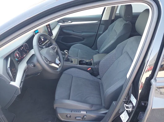 Bild eines Golf Variant Business TSI