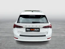 Škoda Octavia Combi 4x4 Style TDI DSG in Candy-Weiss