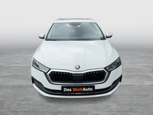 Škoda Octavia Combi 4x4 Style TDI DSG in Candy-Weiss