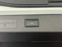 VW T-Roc R-Line eTSI DSG in 0Q Pure White