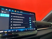 VW T-Roc R-Line eTSI DSG in 0Q Pure White
