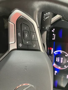 VW Touran TDI in Reflexsilber Metallic