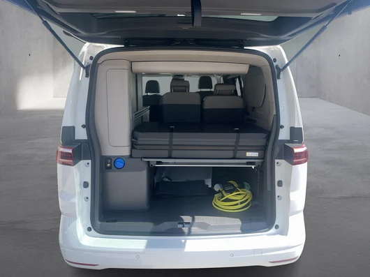 Bild eines VW California Ocean eHybrid 180 kW 4M